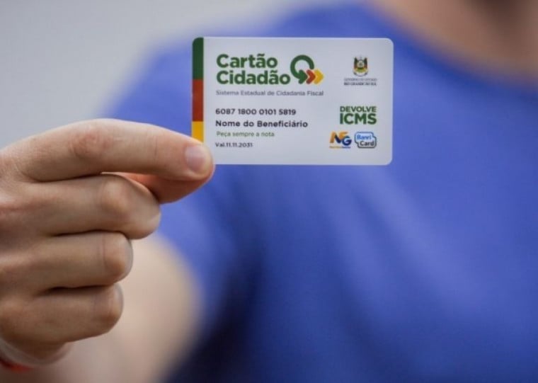 Documento dá acesso ao auxílio financeiro destinado aos estudantes

