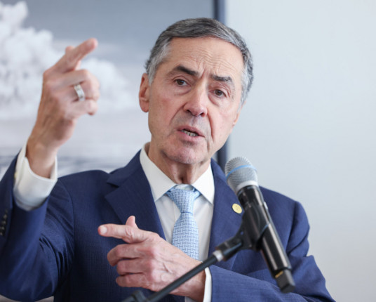 Sucessor de Luís Roberto Barroso no STF herdará 912 ações