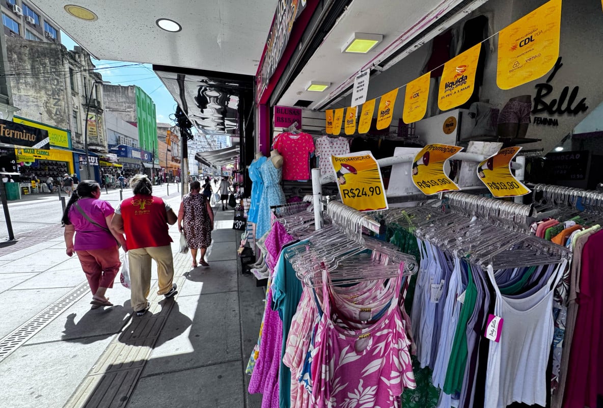 OCDE alerta para desaceleração no Brasil mesmo elevando projeção de alta do PIB