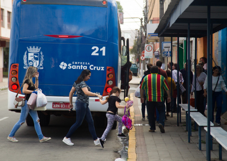 A principal limitação enfrentada por alguns usuários é a distância entre suas residências e os pontos de ônibus