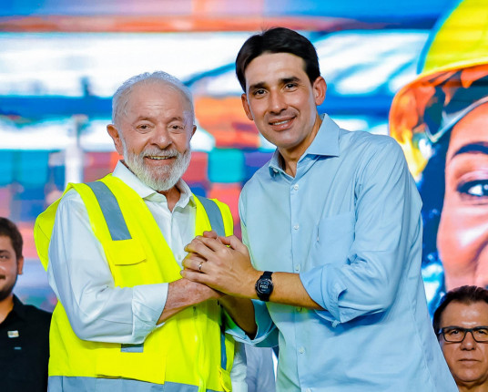 Lula diz que "de vez em quando" erra na escolha de ministros