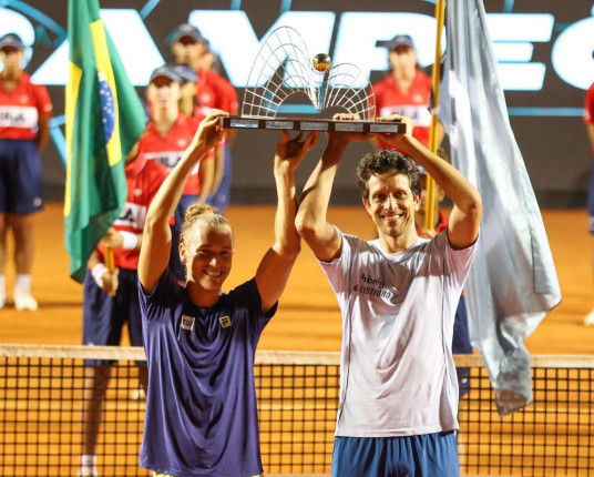 Rafael Matos e Marcelo Melo batem espanhóis e conquistam Rio Open