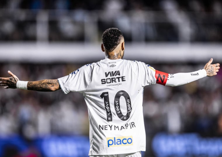 Camisa 10 do Peixe vem evoluindo a cada partida desde o seu retorno ao Brasil