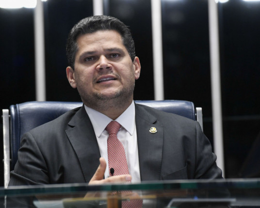 Congresso faz sessão conjunta nesta quinta-feira (13) para concluir acordo sobre emendas