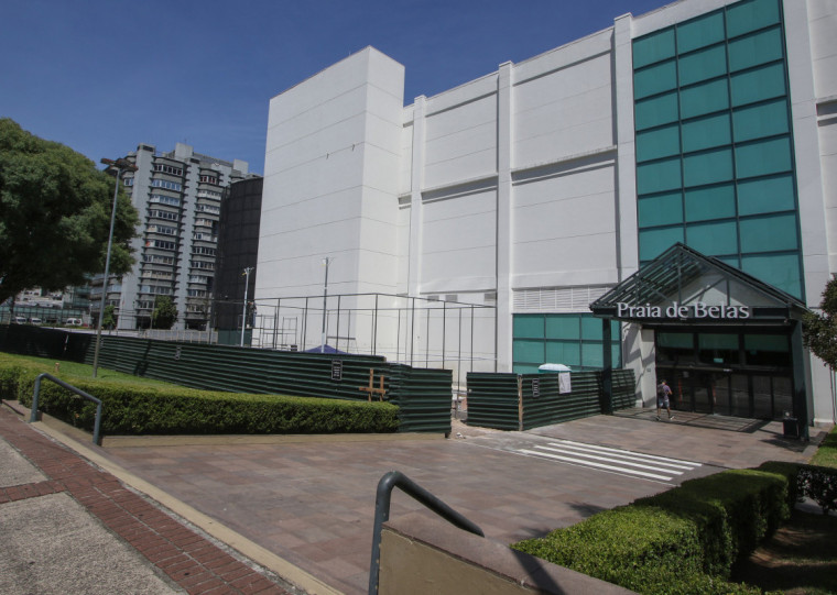 Quadras est&atilde;o sendo montadas em &aacute;rea que fica voltada para a avenida Ipiranga