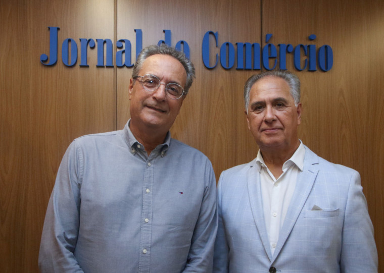 Daniel Andrade, presidente da ADCE e Fernando Coronel, diretor de relações institucionais da ADCE