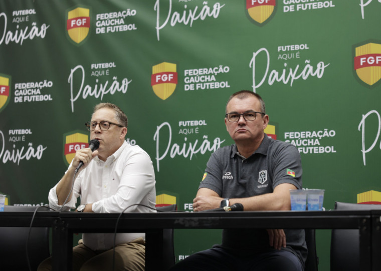 Hocsman (e) diz ter 'tomado a decisão com as mãos atadas'