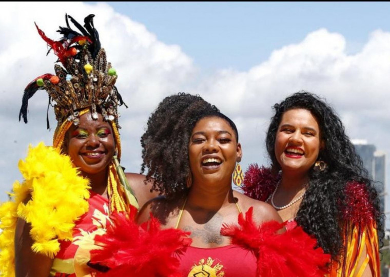 Coletivo de mulheres negras da cena musical faz cortejo neste sábado