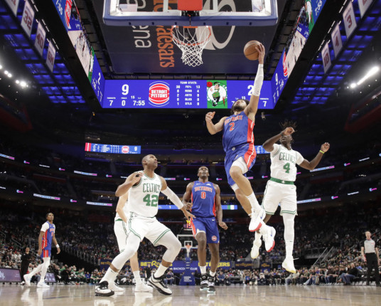 Detroit Pistons supera Boston Celtics e chega a sua oitava vitória consecutiva na NBA