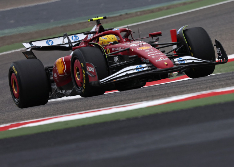 O britânico da Ferrari conseguiu fazer o melhor tempo com a marca de 1min29s379.