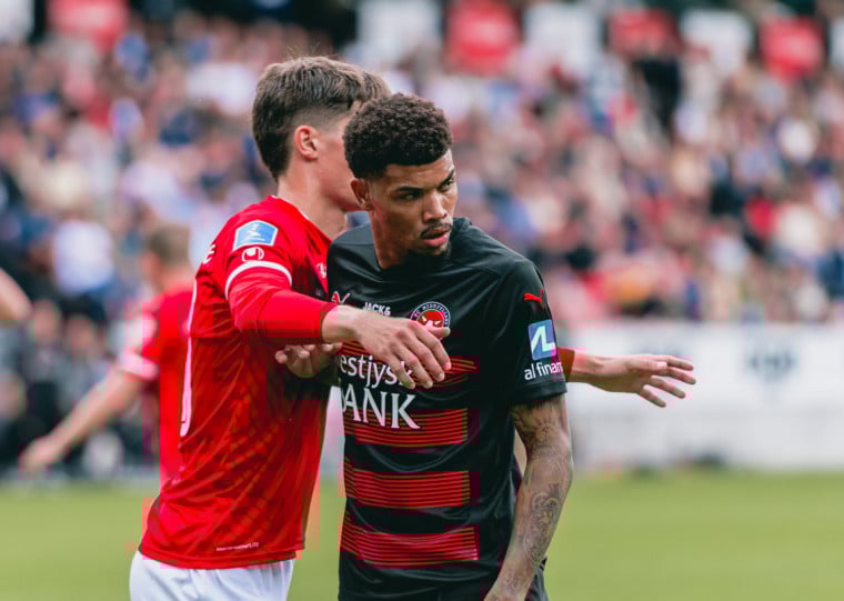 Zagueiro Juninho, do Midtjylland, da Dinamarca, está a caminho do Colorado