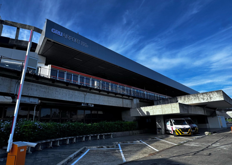 Ao menos duas companhias aéreas cancelaram ou atrasaram voos do aeroporto internacional de Guarulhos para os Estados Unidos