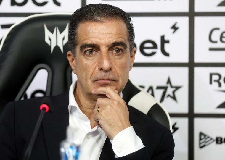 Renato Paiva deixa o comando do Botafogo