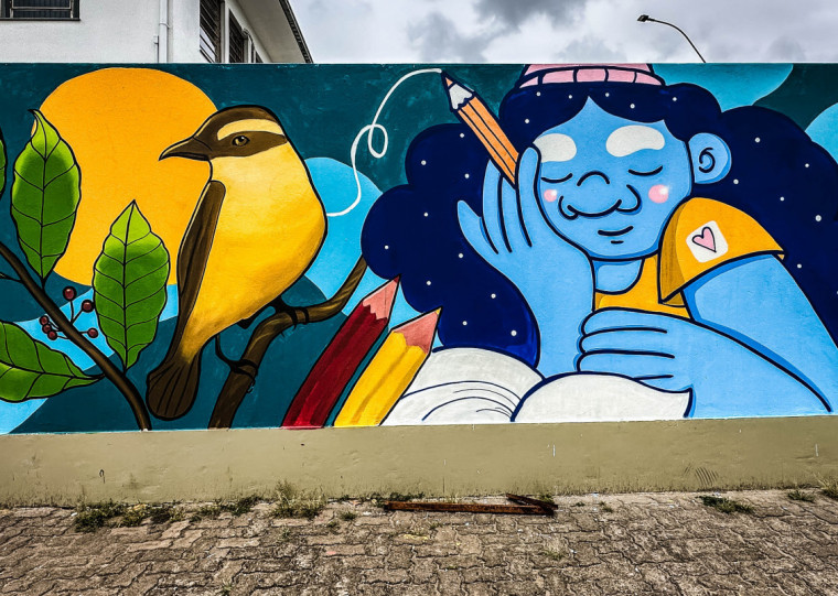 Iniciativa 'Viva Perifa' trabalha na criação de galeria artística a céu aberto nos muros das instituições de ensino