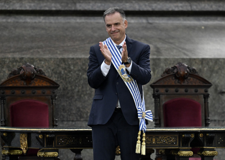 Novo presidente chega ao poder com seu partido no controle do Senado, mas sem maioria na C&acirc;mara dos Deputados