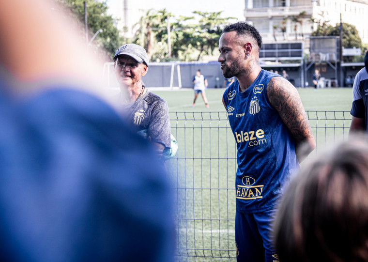 Última partida de Neymar pela seleção foi quando ele sofreu a grave lesão no joelho