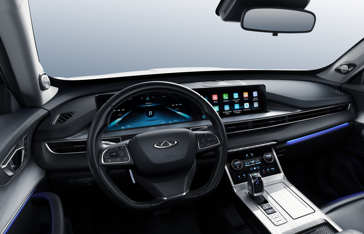 {'nm_midia_inter_thumb1':'https://www.jornaldocomercio.com/_midias/jpg/2025/03/06/206x137/1_tiggo_7_cockpit-11060087.jpg', 'id_midia_tipo':'2', 'id_tetag_galer':'', 'id_midia':'67ca52d0ef94b', 'cd_midia':11060087, 'ds_midia_link': 'https://www.jornaldocomercio.com/_midias/jpg/2025/03/06/tiggo_7_cockpit-11060087.jpg', 'ds_midia': ' ', 'ds_midia_credi': 'CAOA CHERY/DIVULGAÇÃO/JC', 'ds_midia_titlo': ' ', 'cd_tetag': '58', 'cd_midia_w': '1248', 'cd_midia_h': '801', 'align': 'Left'}