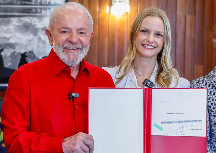 A advogada Verônica Sterman pode se tornar a segunda mulher a ocupar o cargo na história da corte, que tem mais de 200 anos