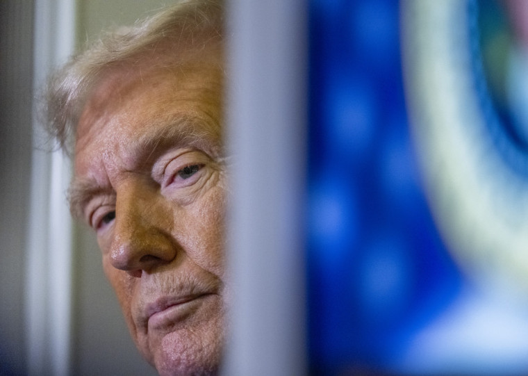 A declaração ocorre após os EUA bombardearem as cidades de Sanaa, capital do Iêmen, Saada, no norte, e Rada'a, no centro do país 