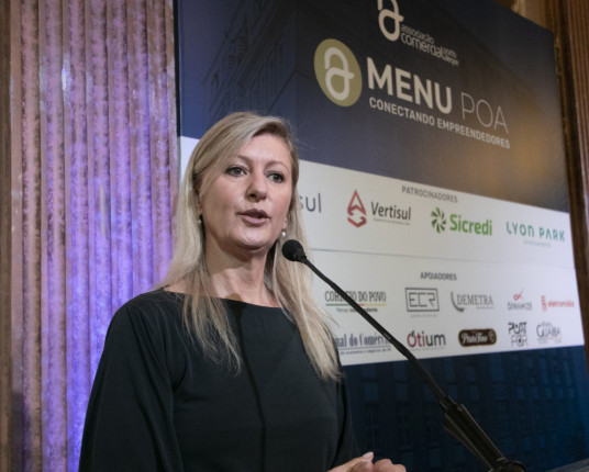 Betina Worm detalha primeiras ações e desafios na gestão da prefeitura