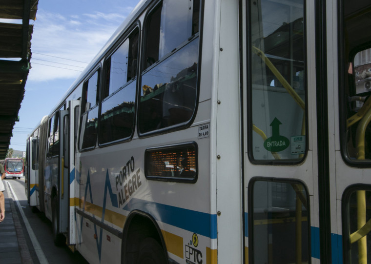 Atualmente, o custo do sistema de ônibus no Brasil é de R$ 65 bilhões