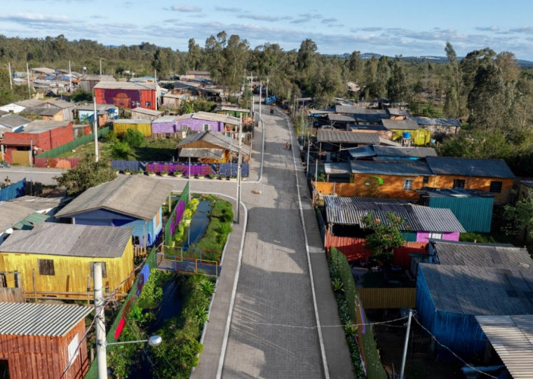 A entrega das obras está prevista para 2027 e visa contemplar a casa de 500 famílias da Vila Costaneira