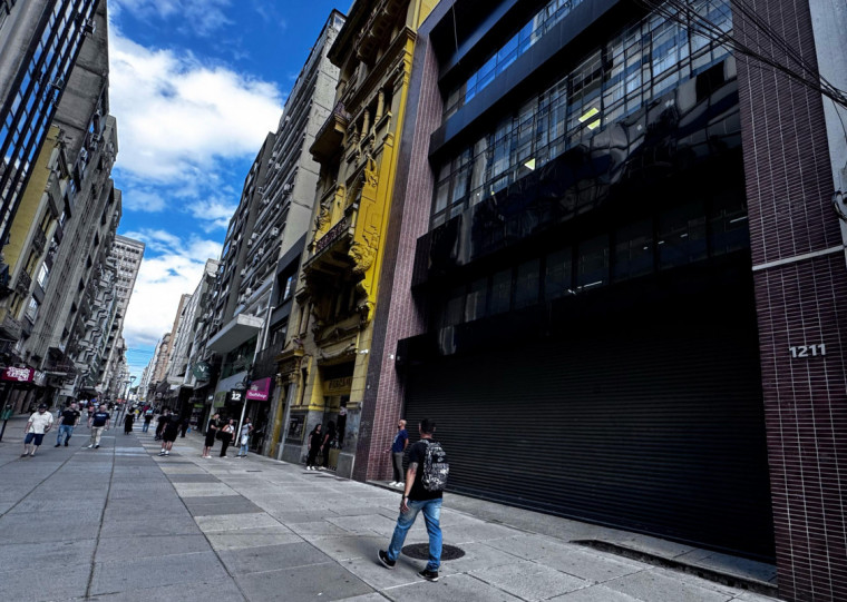 minuto varejo centro porto alegre futuro banrisul rua dos andradas - antiga Casa Maria - banco - 