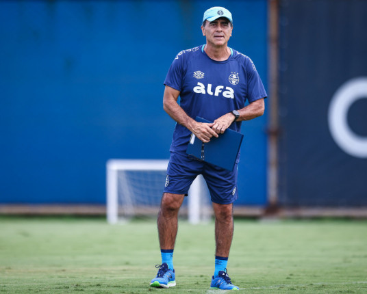 Com quase duas semanas livres, Grêmio terá tempo para evoluir na montagem da equipe