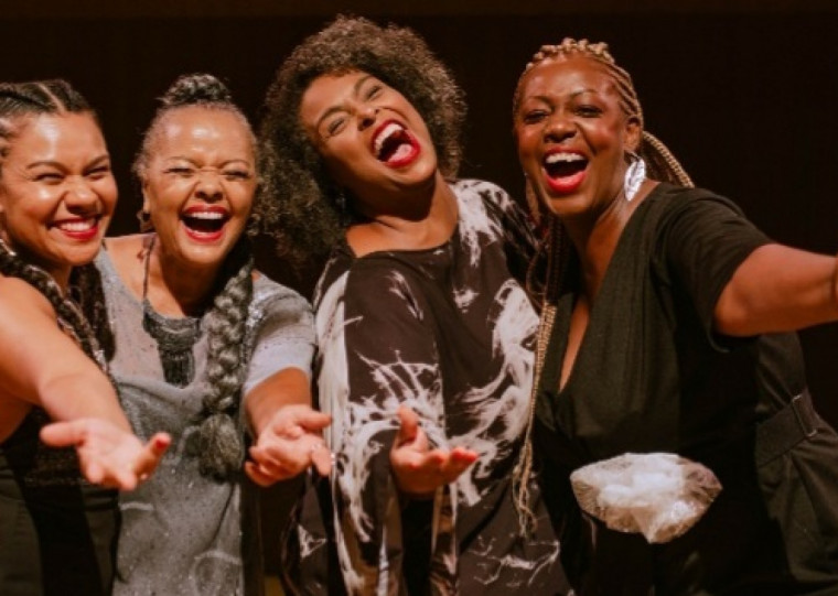 Apresentação musical tem participação de nomes como Glau Barros e Pâmela Amaro, e também é um tributo às intérpretes Zilah Machado e Lourdes Rodrigues