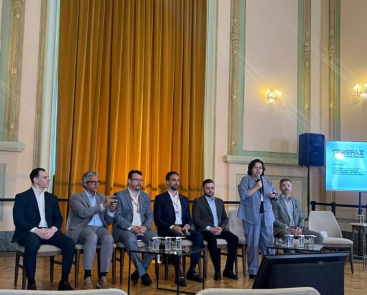 Governo do RS lança renegociação de dívidas de ICMS e projeta R$ 1 bi em 2025