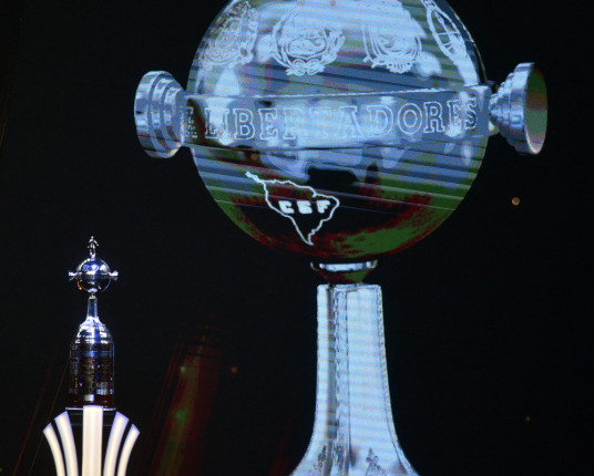 Confira quais empresas devem concorrer pela transmissão da Libertadores a partir de 2027