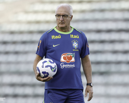 Dorival cita dúvidas e o efeito de não ter Neymar no duelo do Brasil com a Colômbia