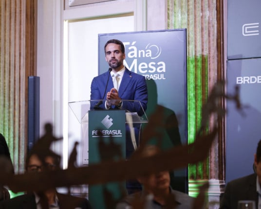 Eduardo Leite diz ter disposição para projeto com Tarcísio em 2026