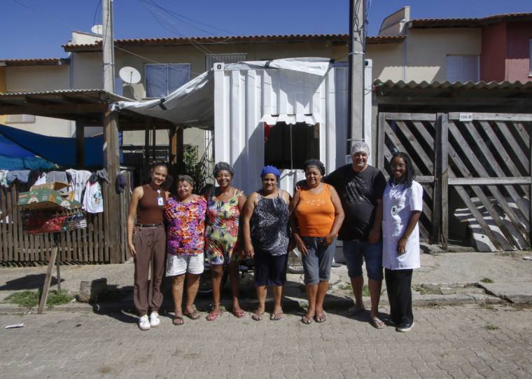 Integrantes da associação também criaram a oficina "Tempero das Pretas" para produção de temperos artesanais