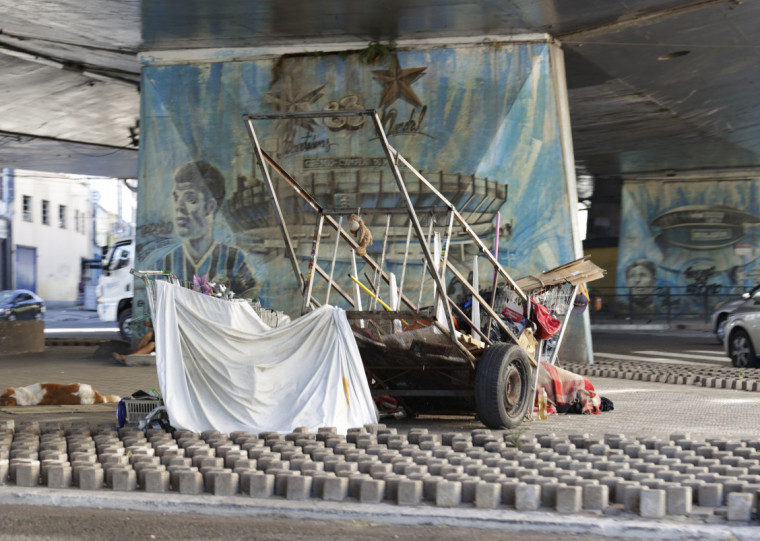 Onda de frio e sequência de mortes de pessoas em situação de rua motivaram pedido