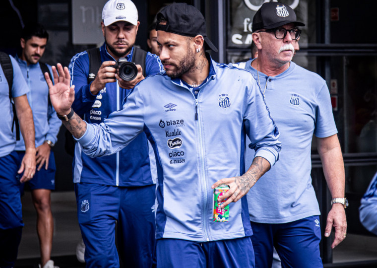 "Neymar apita tanto quanto o Ednaldo [Rodrigues, presidente da CBF]", afirmou Mauro Beting