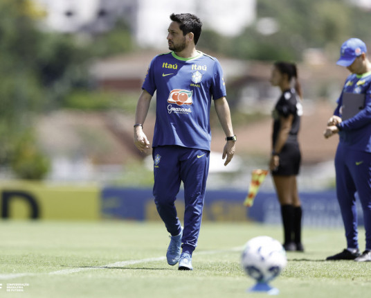 Sem Marta, Arthur Elias convoca seleção para amistosos contra os EUA