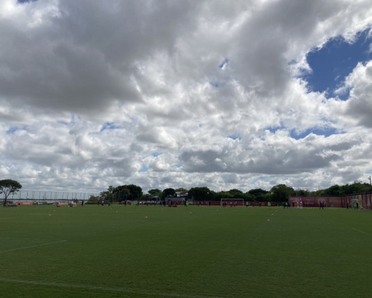 Vitão é ausência no treino a três dias da estreia do Inter no Brasileirão