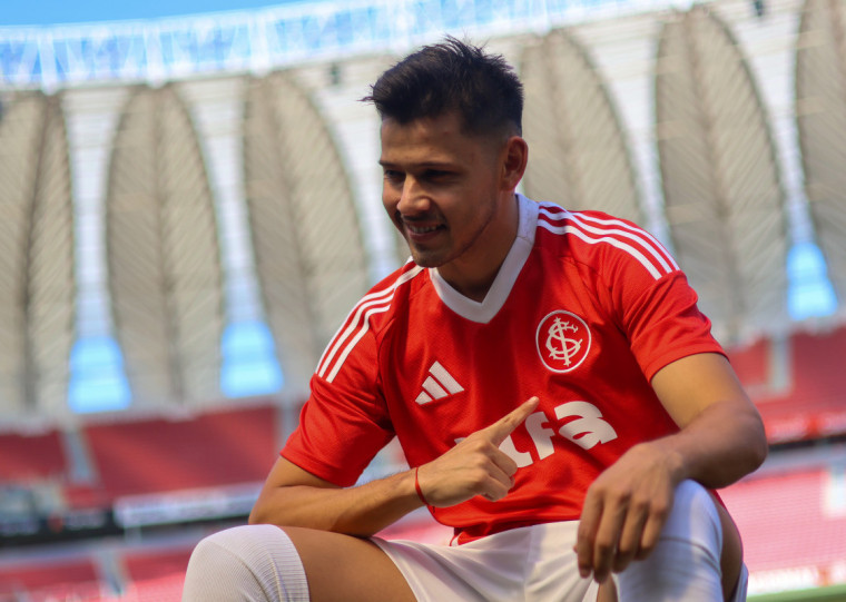 Romero não atua desde o ano passado quando defendeu a equipe do Botafogo 