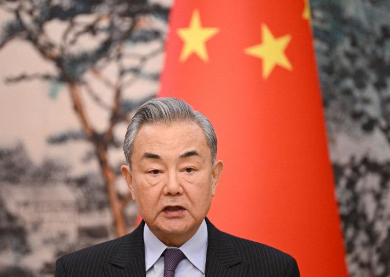 Wang Yi far&aacute; uma visita oficial &agrave; R&uacute;ssia entre os dias 31 de mar&ccedil;o e 2 de abril