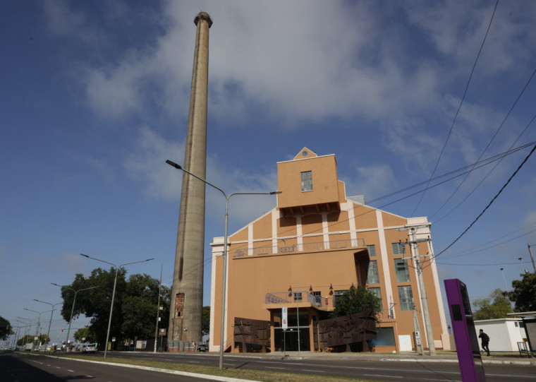 O término de toda a revitalização da edificação está previsto para o mês de maio