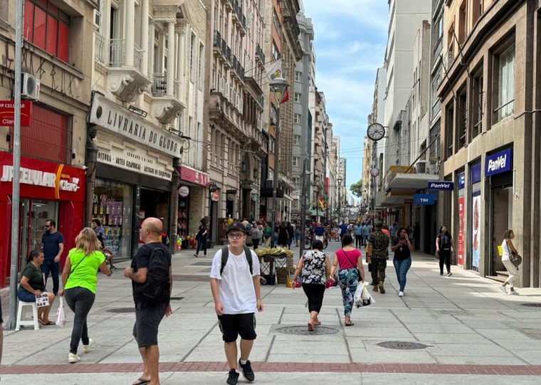 Na comparação com maio de 2024, as vendas do varejo tiveram alta de 2,1% em maio de 2025