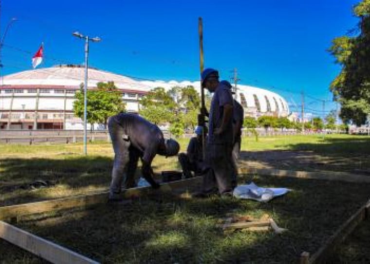 Obra é uma doação do clube ao município e foi adiada por conta da enchente