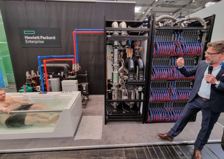 Cena foi exibida durante um tour prévio pelos principais pontos da feira