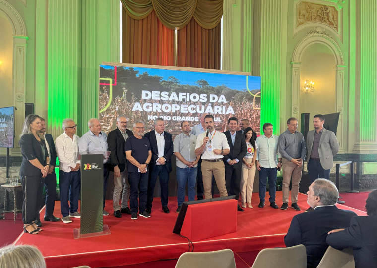 Governador Eduardo Leite apresentou proposta que deve ser levara a Brasília para devolver capacidade de crédito aos produtores rurais