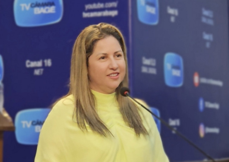 Presidente da C&acirc;mara Municipal de Bag&eacute;, Andr&eacute;a Gallina est&aacute; em seu primeiro mandato como vereadora