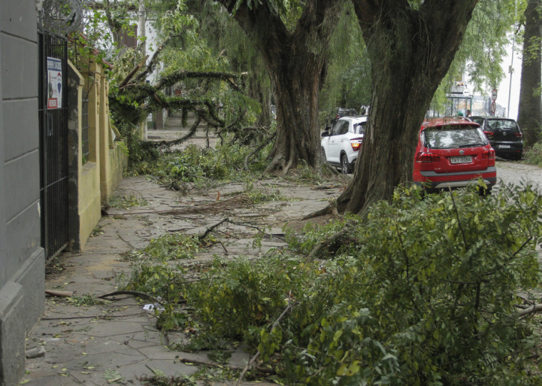 Cidades mais afetadas ainda são Porto Alegre, com 49 mil clientes, e Eldorado do Sul, com 3,7 mil.