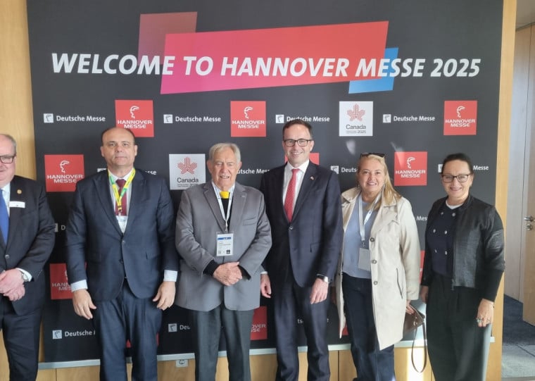 Presidente da Fiergs, Claudio Bier foi recebido por executivos da Deutsche Messe, organizadora da Feira de Hannover