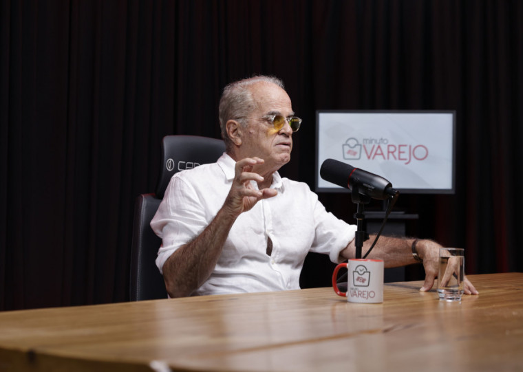 Livreiro apontou, no videocast da coluna, o atendimento como "mais trabalhoso" no negócio