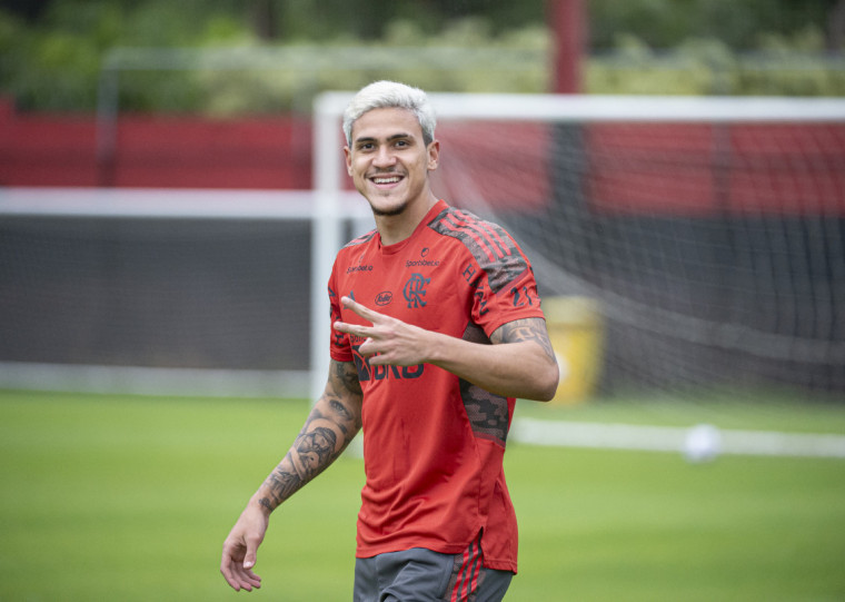 'Eu gosto do Pedro. É um grande centroavante', disse o ex-camisa 9 